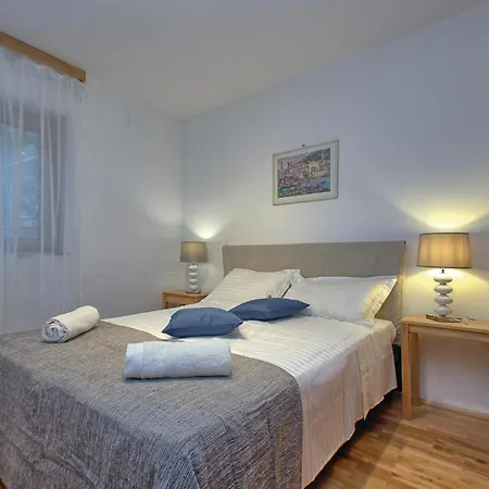 Six-bedroom In Casa de Férias *