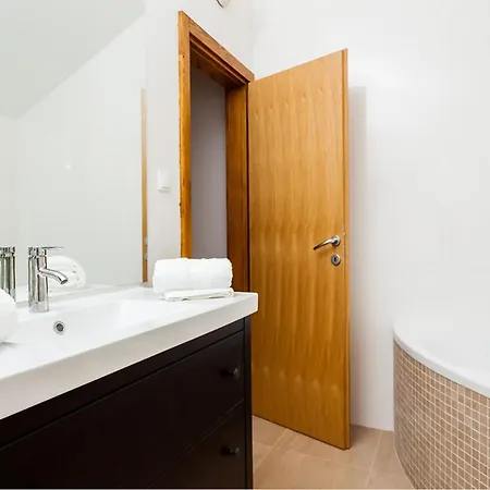 Gorgeous Home In Prizba Holiday home