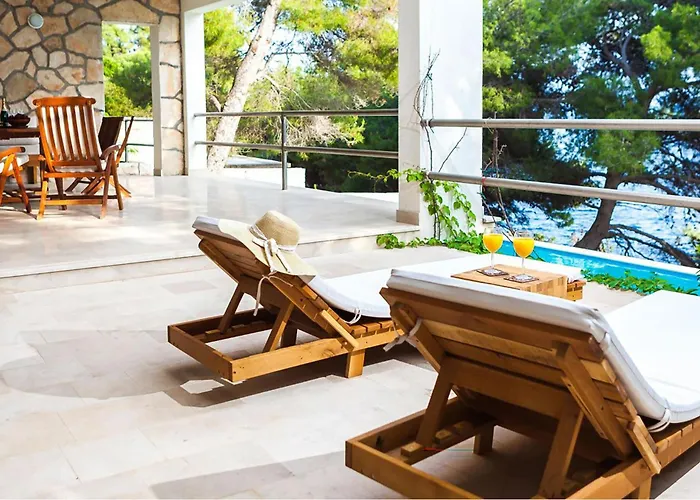 Holiday home Six-bedroom In