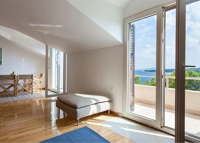 Dom wakacyjny Six-bedroom In Prižba